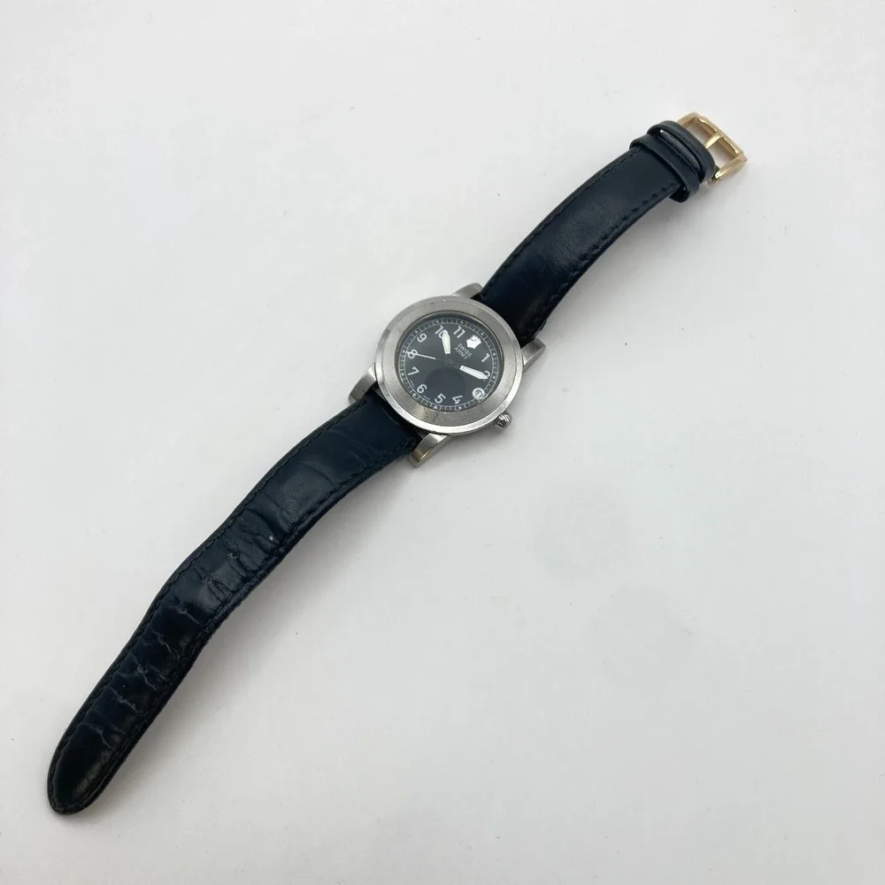 Victorinox Cavalier Small Women's Watch 32mm Swiss Army Silver Tone New Battery